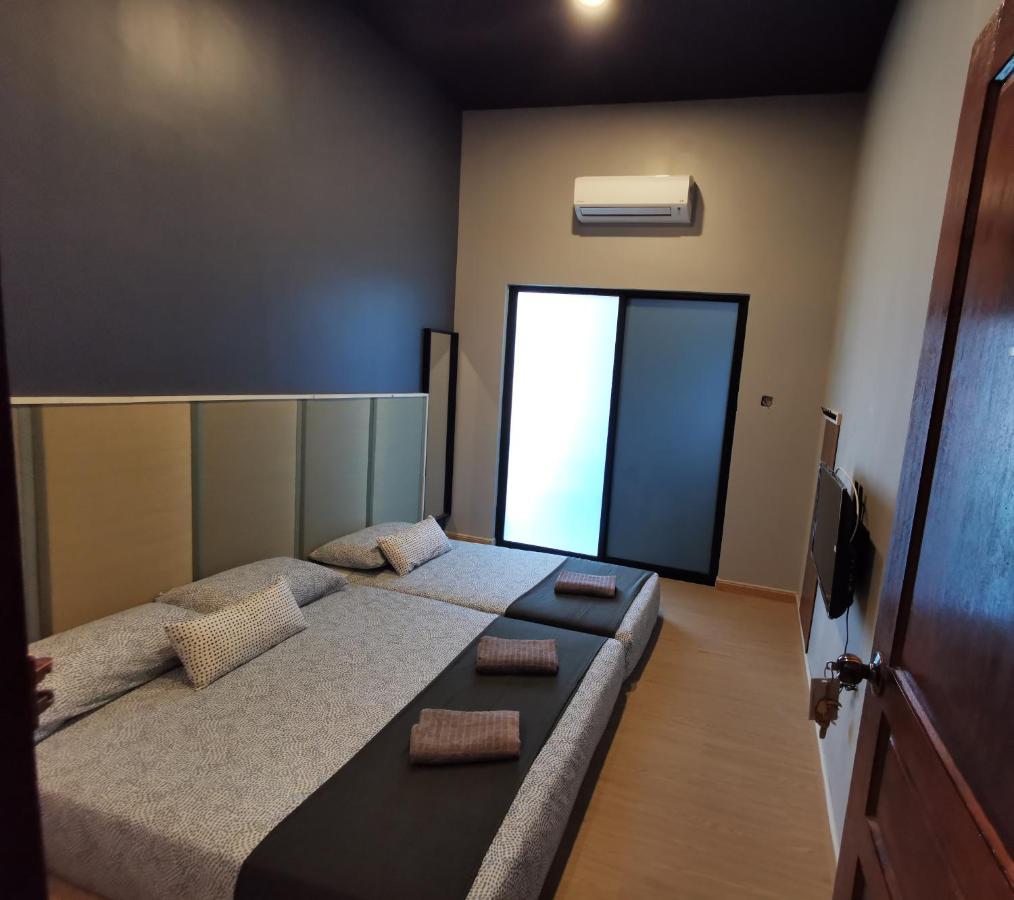 Tatami D'Tepi Laut - Pangkor Island Villa Kampong Sungai Udang Buitenkant foto