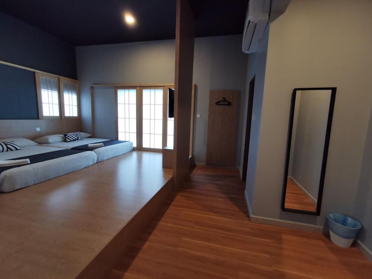 Tatami D'Tepi Laut - Pangkor Island Villa Kampong Sungai Udang Buitenkant foto